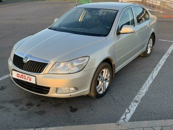 2013 Skoda Octavia II (A5) Рестайлинг, серый, 700000 рублей