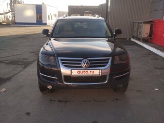 2010 Volkswagen Touareg I Рестайлинг, чёрный, 1580000 рублей, вид 4