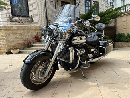2018 Triumph Rocket III, чёрный, 1590000 рублей, вид 2