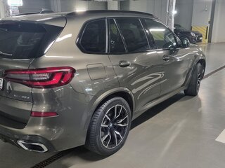 2022 BMW X5 30d IV (G05/G18), зелёный, 8100000 рублей, вид 3