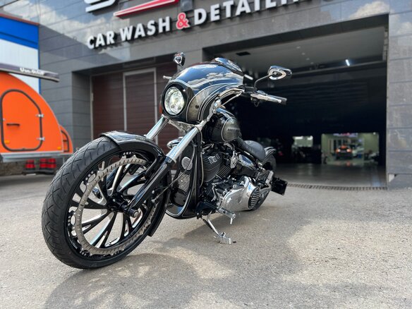 2014 Harley-Davidson Breakout, чёрный, 3500000 рублей - вид 15