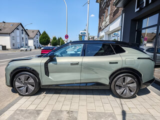 2026 Lynk & Co 08 EM-P 38.2 kWh I Рестайлинг, зелёный, 4990000 рублей, вид 3
