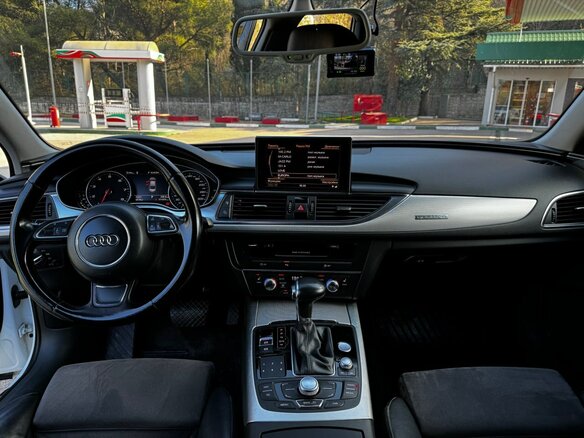 2011 Audi A6 IV (C7), белый, 1750000 рублей - вид 9