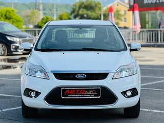 2011 Ford Focus II Рестайлинг, белый, 449999 рублей, вид 3