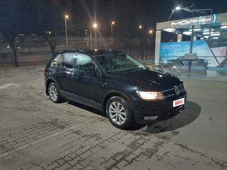 2017 Volkswagen Tiguan II, чёрный, 1500000 рублей, вид 2