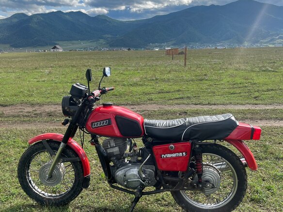 1991 ИЖ Планета, красный, 90000 рублей
