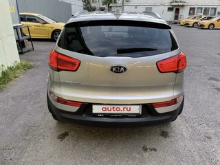 2015 Kia Sportage III Рестайлинг, серебристый, 1900000 рублей, вид 4