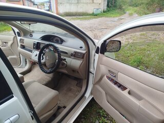 2008 Toyota Raum II, белый, 590000 рублей, вид 4