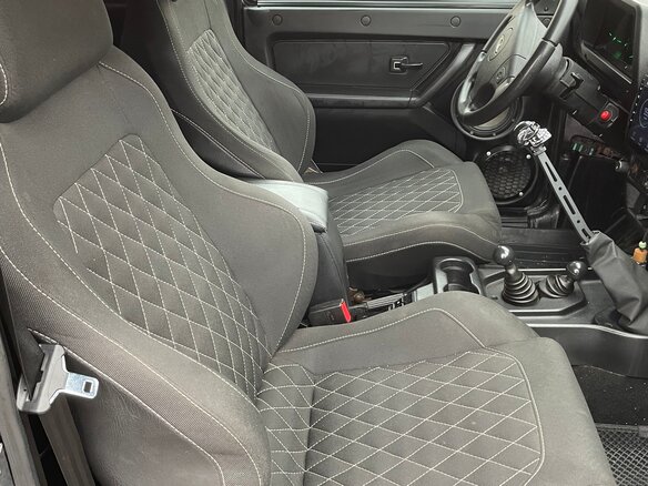 2009 Lada (ВАЗ) 2121 (4x4) I Рестайлинг, чёрный, 800000 рублей - вид 6