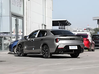 2026 Lynk & Co 03 I Рестайлинг 2, серебристый, 3390000 рублей, вид 2