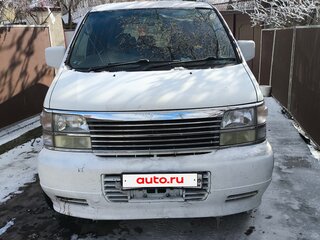 1999 Nissan Elgrand I (E50), белый, 450000 рублей, вид 1