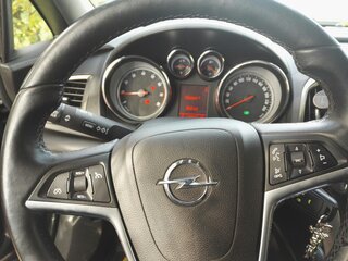 2010 Opel Astra J, чёрный, 510000 рублей, вид 4
