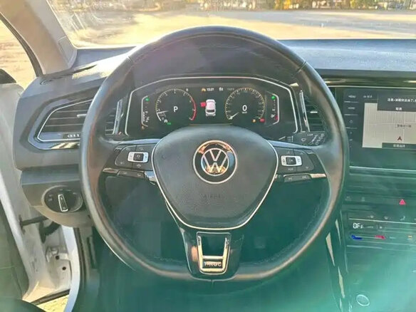 2022 Volkswagen T-Roc I (China Market), белый, 1795000 рублей - вид 15
