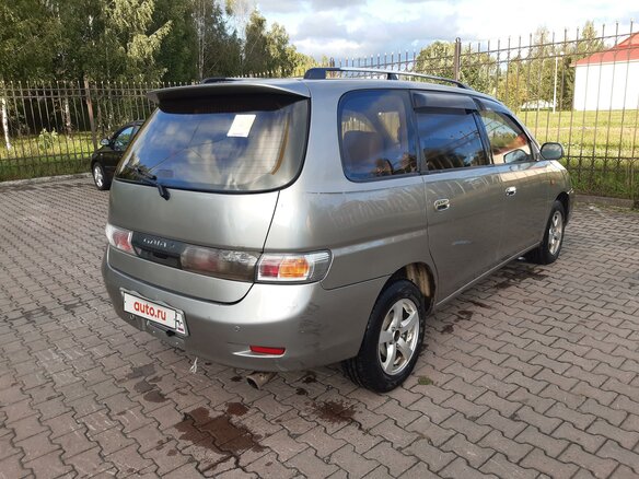2000 Toyota Gaia, серый, 620000 рублей - вид 2