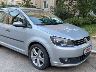 2014 Volkswagen Touran I Рестайлинг 2, серебристый, 1000000 рублей, вид 1