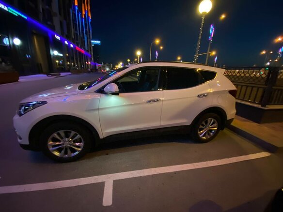 2015 Hyundai Santa Fe III Рестайлинг, белый, 2300000 рублей - вид 13