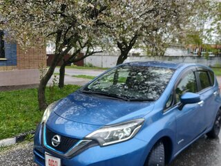 2018 Nissan Note e-Power II Рестайлинг, синий, 1400000 рублей, вид 1
