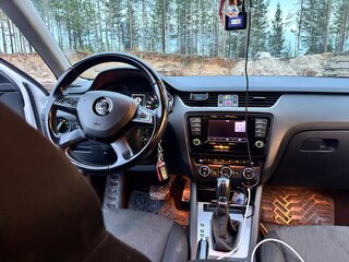 2013 Skoda Octavia III (A7), белый, 1350000 рублей, вид 4