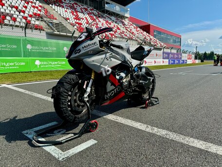 2014 BMW S 1000 RR, красный, 2099000 рублей, вид 2