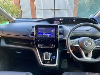 2019 Nissan Serena V (C27) Рестайлинг, белый, 2190000 рублей, вид 5