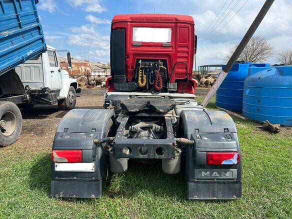 2010 MAN TGS, красный, 3200000 рублей - вид 3