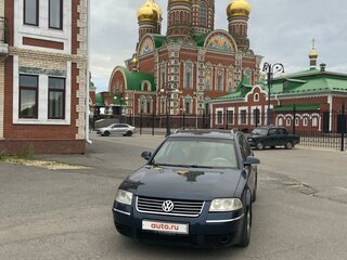 2005 Volkswagen Passat B5 Рестайлинг, синий, 460000 рублей, вид 3