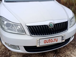 2010 Skoda Octavia II (A5) Рестайлинг, белый, 780000 рублей, вид 2