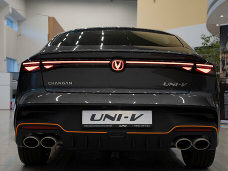 2026 Changan UNI-V I, серый, 3296600 рублей, вид 4