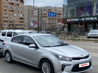 2017 Kia Rio IV, серебристый, 1400000 рублей, вид 1