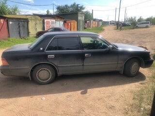 1998 Toyota Crown X (S150), чёрный, 495000 рублей, вид 3