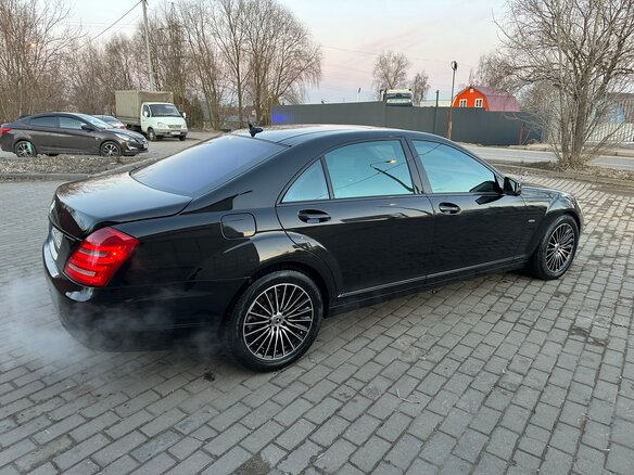 2011 Mercedes-Benz S-Класс 500 V (W221) Рестайлинг, чёрный, 2850000 рублей - вид 3