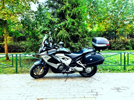 2012 Honda VFR 800X (Crossrunner), чёрный, 500000 рублей, вид 2
