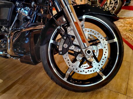 2024 Harley-Davidson Road Glide Special, чёрный, 3950000 рублей, вид 5