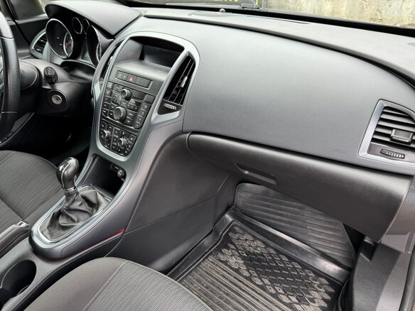 2012 Opel Astra GTC J Рестайлинг, чёрный, 920000 рублей - вид 36