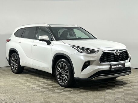 Toyota Highlander IV (XU70)