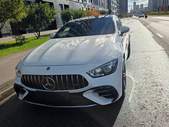 2022 Mercedes-Benz AMG GT 4-Door Coupe 43 I, белый, 10900000 рублей - вид 2