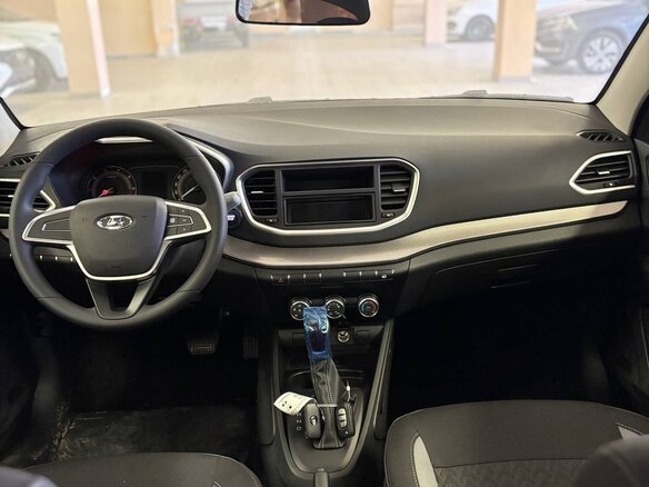 2024 Lada (ВАЗ) Vesta I Рестайлинг (NG), белый, 1513000 рублей - вид 2