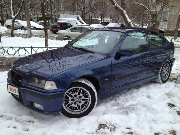 1996 BMW 3 серии 318i III (E36), синий