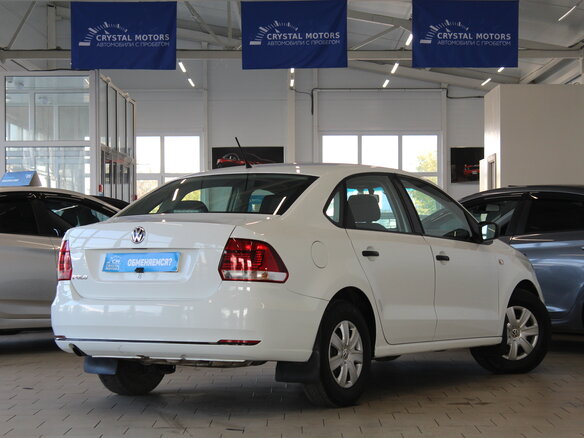 2015 Volkswagen Polo V, белый - вид 5