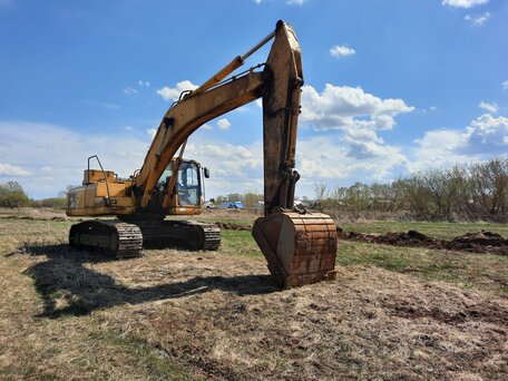 2006 Komatsu PC300, жёлтый, 4500000 рублей, вид 1