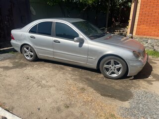 2001 Mercedes-Benz C-Класс 200 II (W203), серебристый, 530000 рублей, вид 2