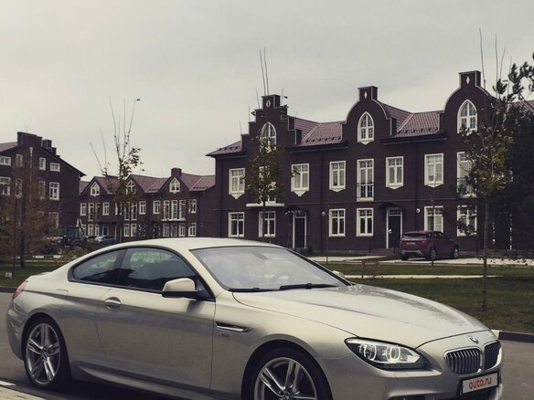 2011 BMW 6 серии 650i xDrive III (F06/F13/F12), серебристый - вид 2