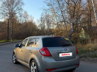 2010 Kia Ceed I Рестайлинг, серебристый, 660000 рублей, вид 4