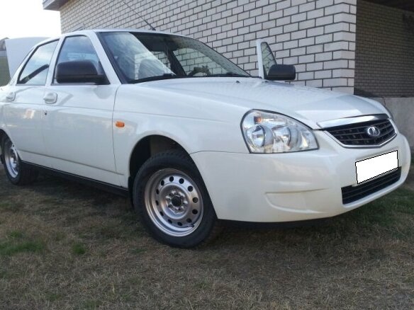 2013 Lada (ВАЗ) Priora I Рестайлинг, белый
