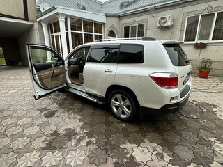 2012 Toyota Highlander II (XU40) Рестайлинг, белый, 2050000 рублей, вид 2