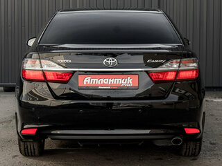 2015 Toyota Camry VII (XV50) Рестайлинг, чёрный, 2100000 рублей, вид 5