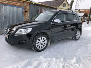 2008 Volkswagen Tiguan I, чёрный, 915000 рублей, вид 2