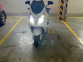 2010 Peugeot Satelis 250, белый, 265000 рублей, вид 5