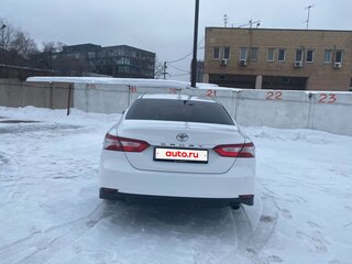 2020 Toyota Camry VIII (XV70), белый, 3000000 рублей, вид 4