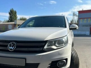 2012 Volkswagen Tiguan I Рестайлинг, белый, 1750000 рублей, вид 2